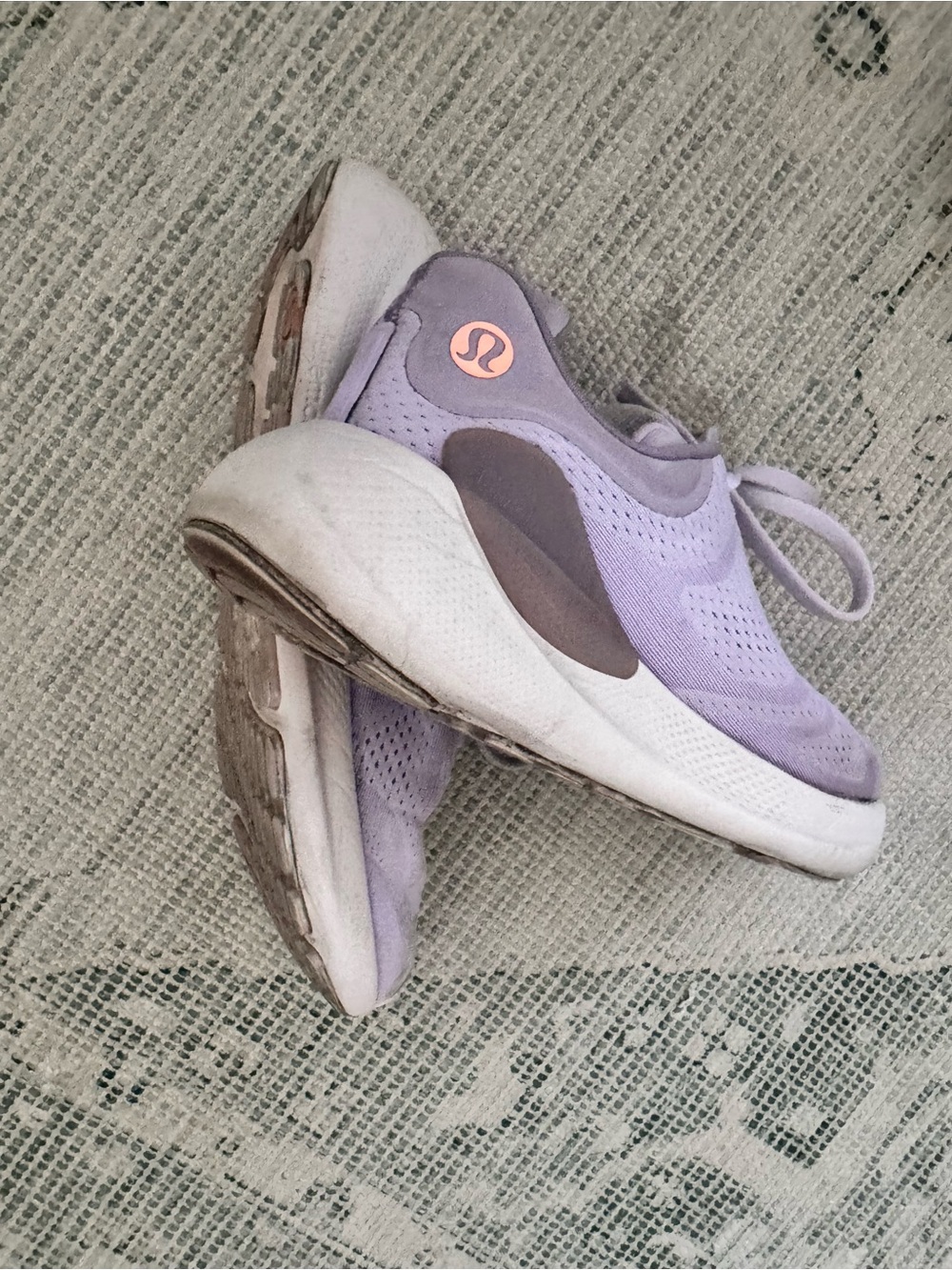lululemon athletica Lavender Mesh Running Shoes with Pink Logo